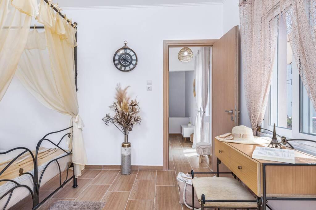 Dennis City Center Elegant Apartment Zakynthos Town Exterior photo