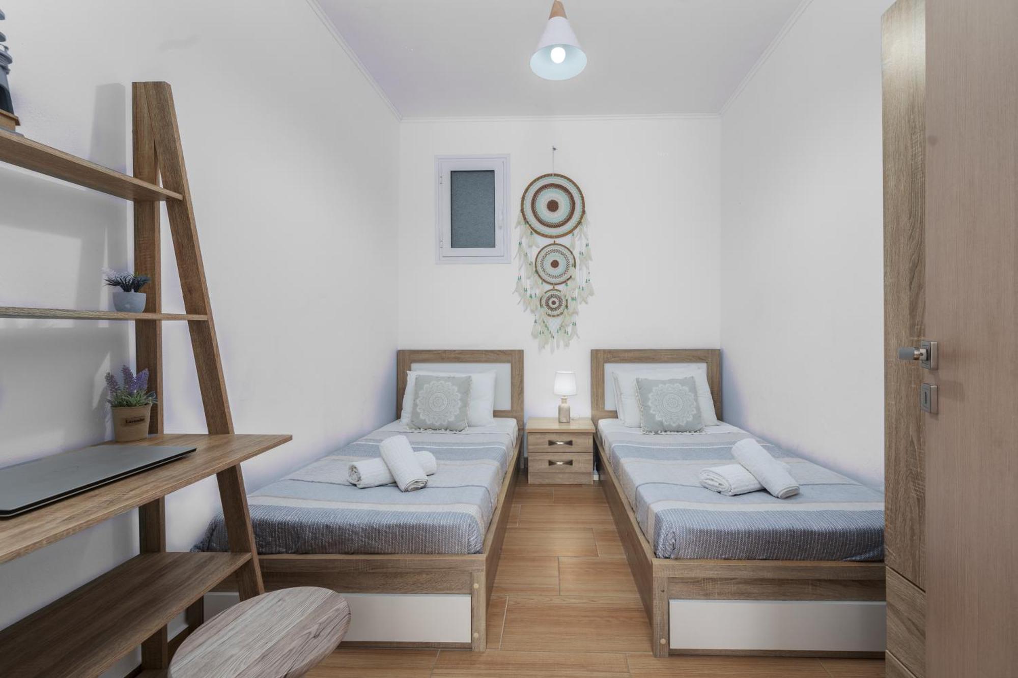 Dennis City Center Elegant Apartment Zakynthos Town Exterior photo